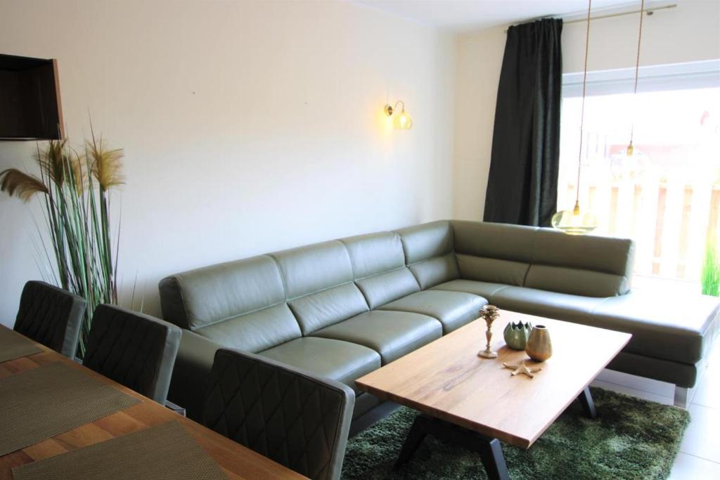 Seeblick 1 room 1
